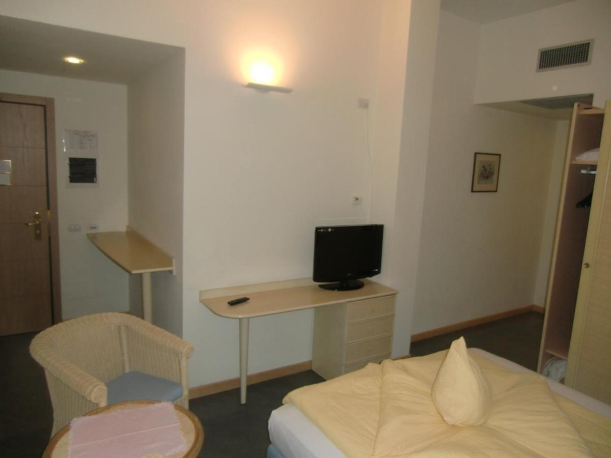 Beach Hotel Du Lac Malcesine Chambre photo